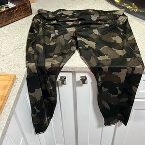 Athleta camo leggings